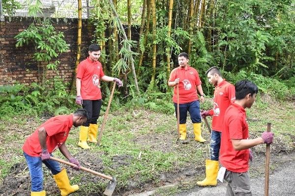 Here is a scene from the Green Project in action.